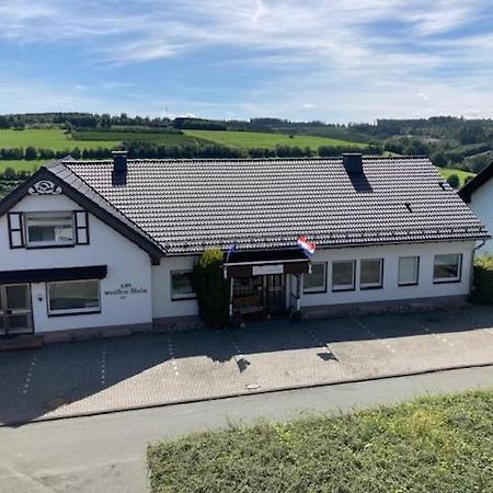 Bed & Breakfast Weisser Stein Schmallenberg Bagian luar foto